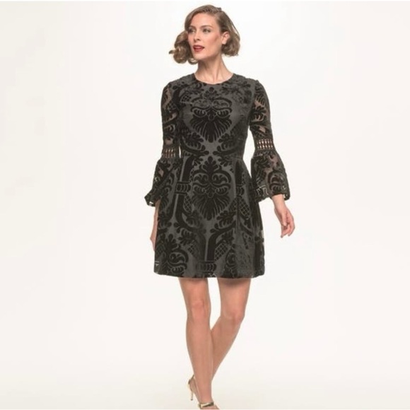 Eliza J. Bell Sleeve Velvet Dress - Picture 3 of 10